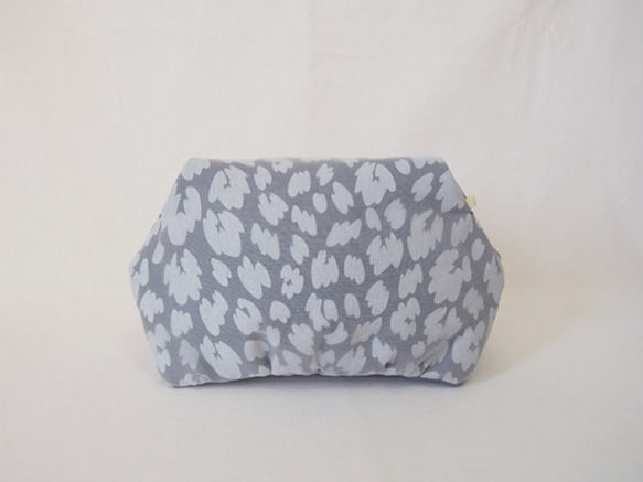 LEOPARD CLUTCH POUCH /  smokey  blue 5枚目の画像