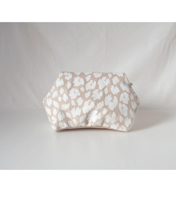 LEOPARD CLUTCH POUCH / beige 【 受注生産 】 2枚目の画像