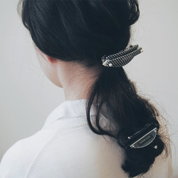 ufo barrette / BLACK gingham check 第2張的照片