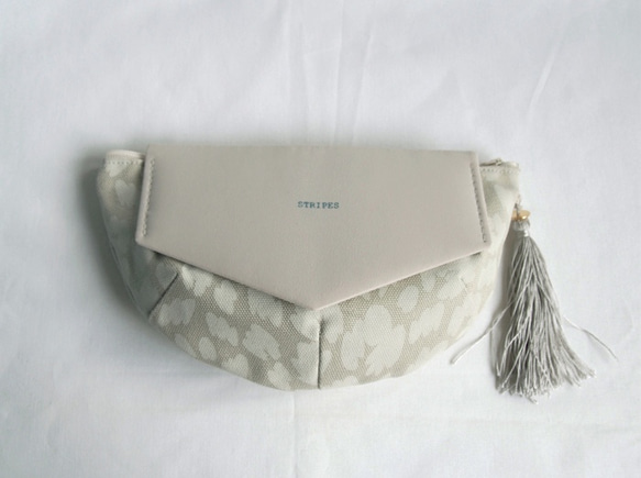 FLYING CLUTCH POUCH / off-white 3枚目の画像