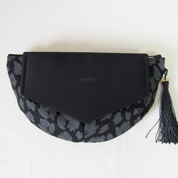 FLYING CLUTCH POUCH / black × black 2枚目の画像