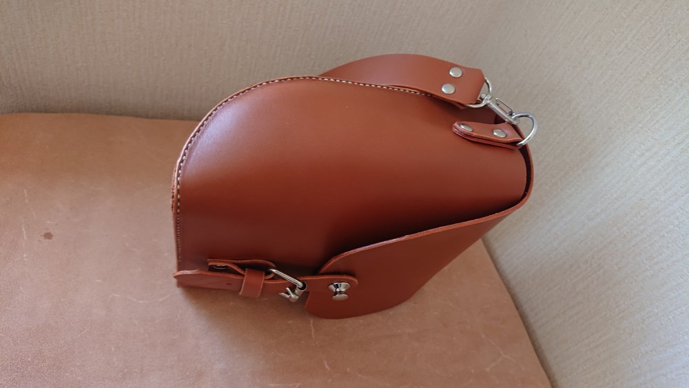 本革手縫い ショルダーバック