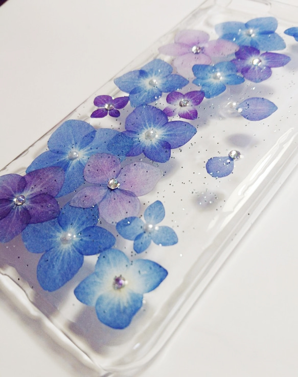 【新作】押し花スマホケース 流れる紫陽花 iPhoneの方 2枚目の画像