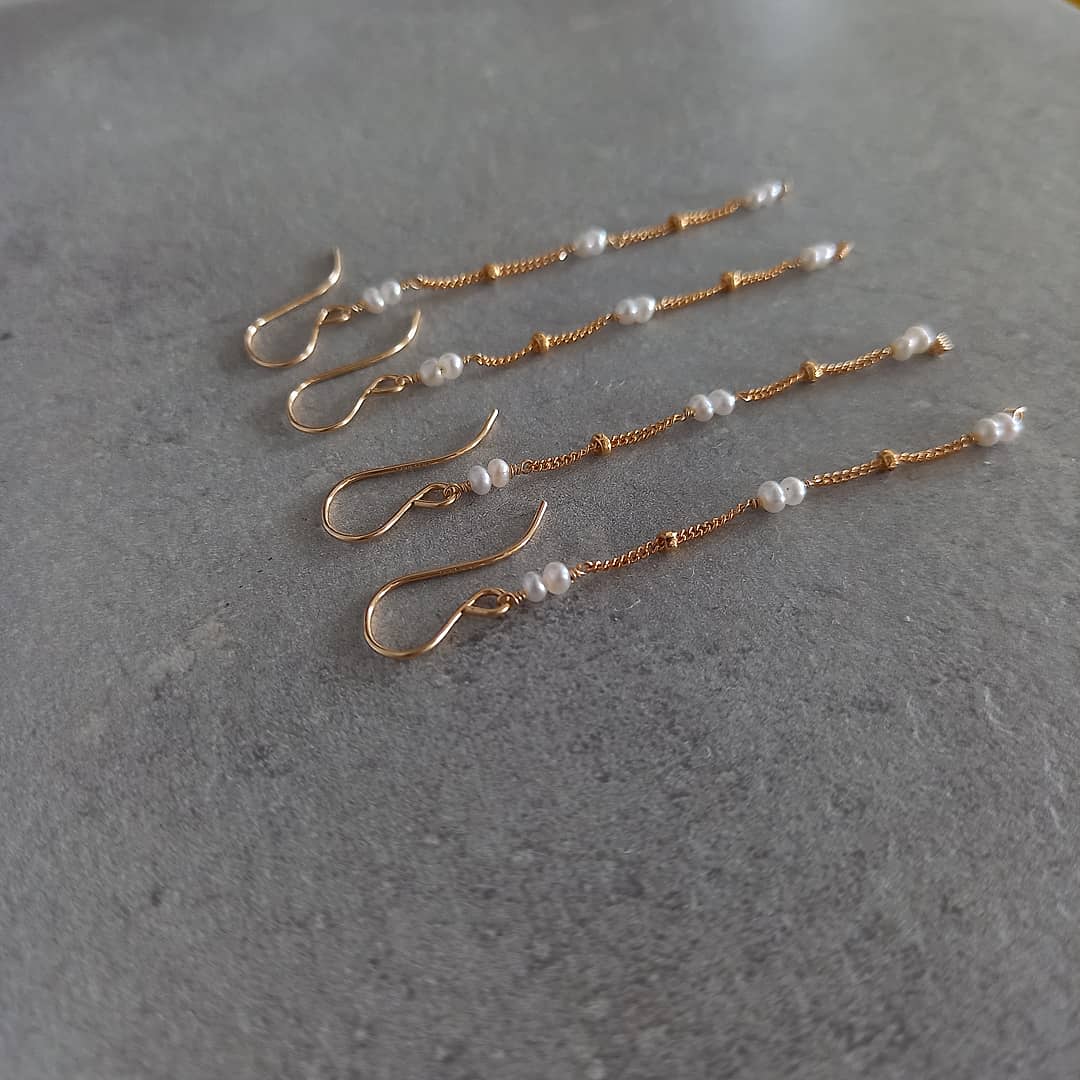 送料無料14kgf*Freshwater Pearls station pierced earring/non-hole
