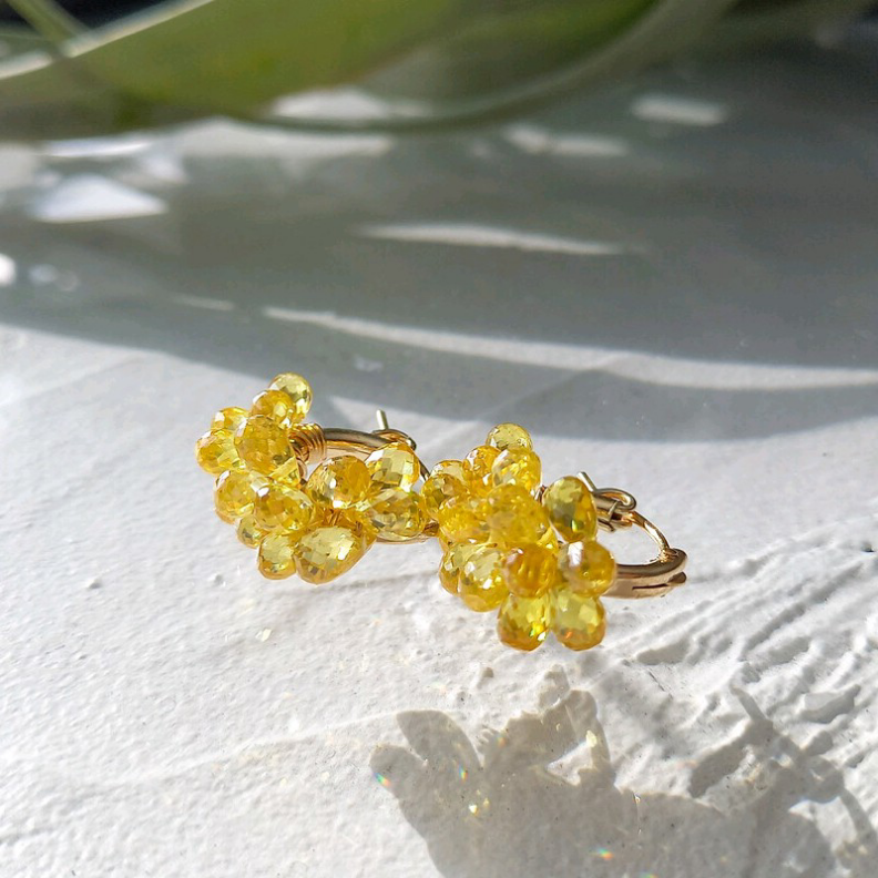 送料無料14Kgf Citrine mimosa wrapped hoop earrings金木犀*