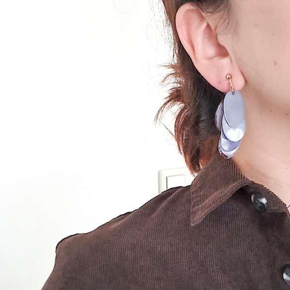 送料無料14kgf Royal Blue Tagua Nuts layers earringタグア 5枚目の画像