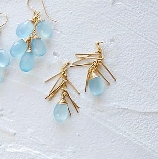 送料無料14kgf Blue Chalcedony fringe pierced earring