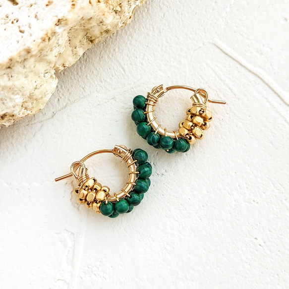 即納/送料無料14kgf Malachite gold bi-color wraped pierced earrings 4枚目の画像