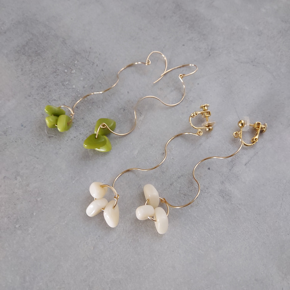 送料無料14kgf*Beige wave Tagua Nuts pierced earrings/earring タグア 3枚目の画像