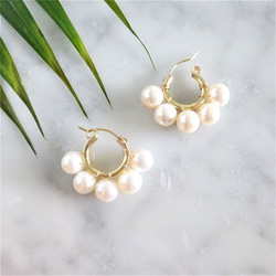 即納送料込14kgf*big Pearls wrapped pierced earrings / earrings 1枚目の画像
