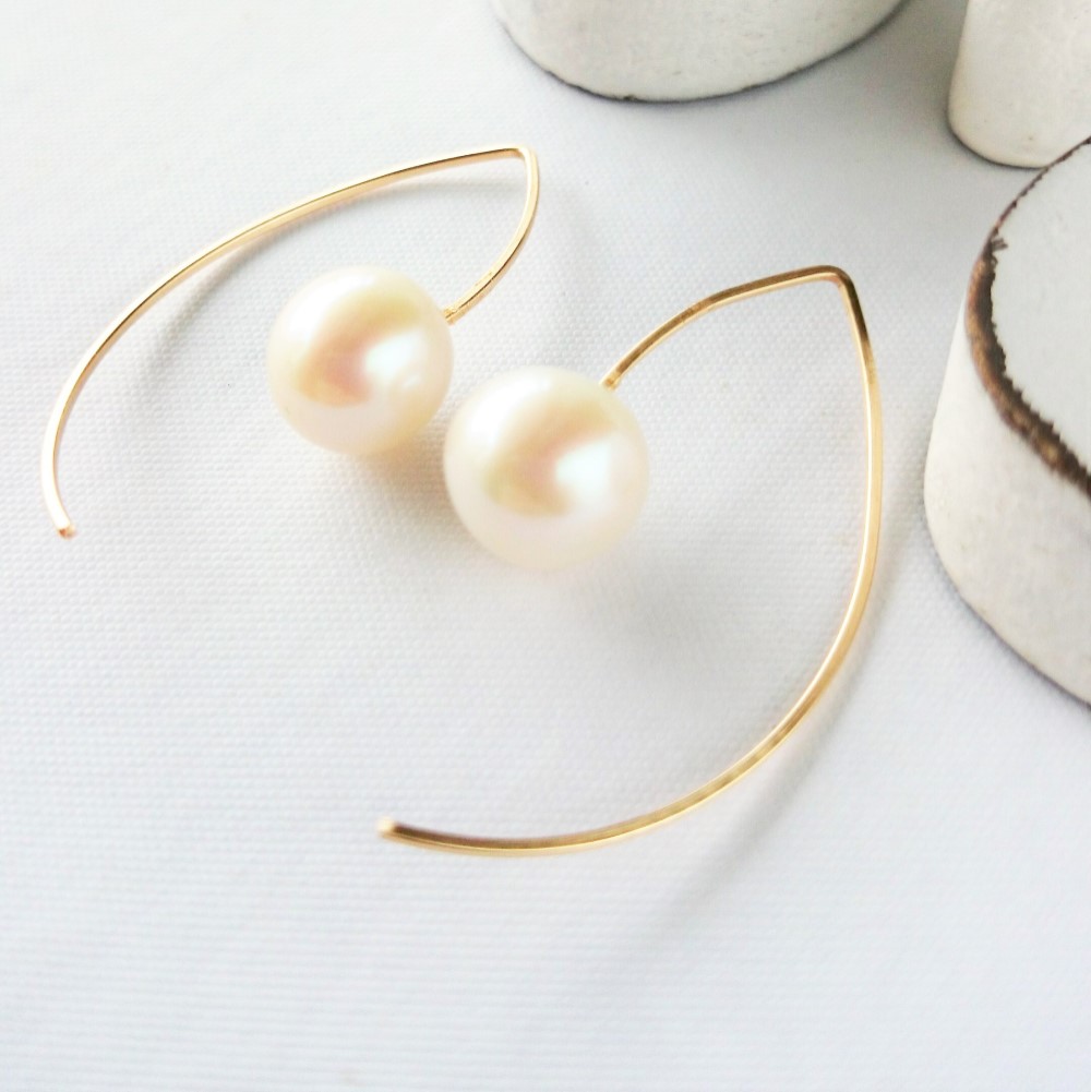 送料無料14kgf big round pearl marquis pierce