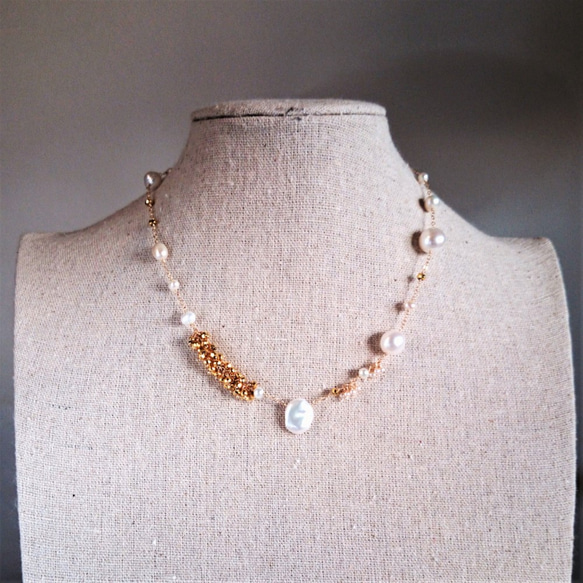 雑誌掲載【装苑】12月号 pearl × gold pyrite lady station bracelet 4枚目の画像