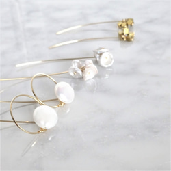 送料無料14kgf*coin pearls arrow pierced earring 3枚目の画像