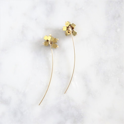 即納/送料無料14kgf*Hematite arrows pierced earring 2枚目の画像