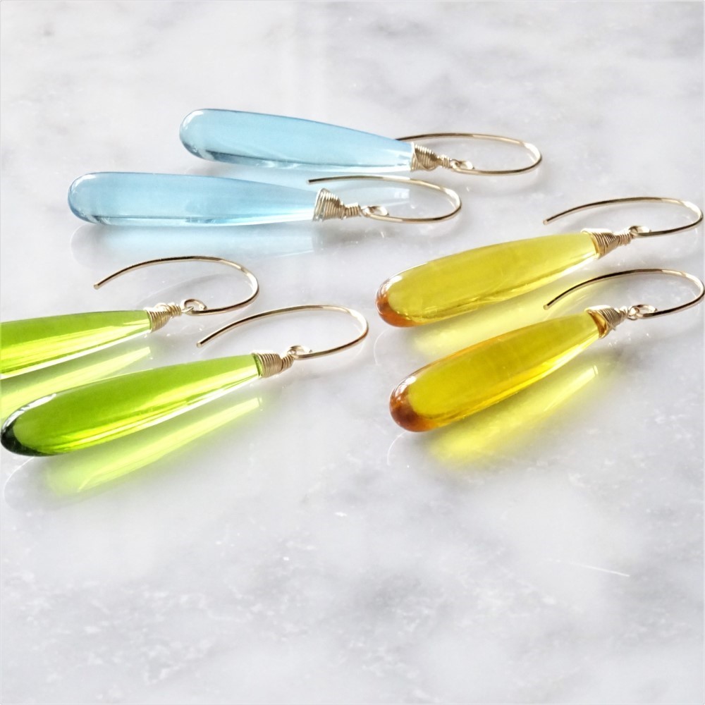 送料無料14kgf Quartz drop pierced earring RIGHT GREEN