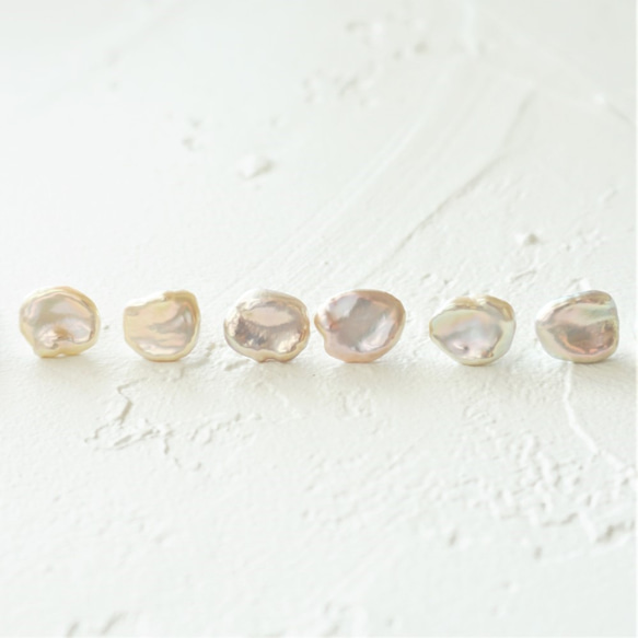 母の日限定セット 14kgf*Freshwater Pearls stud pierced earring WHT 2枚目の画像