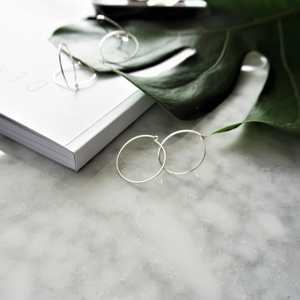 SV935*Argentium Circle stud pierced earring