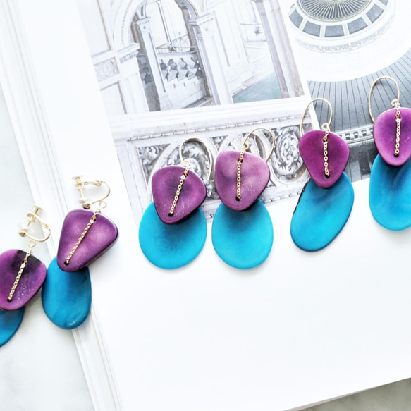 即納/送料無料14kgf Purple x Turquoise Tagua Nuts slice pierced ear 1枚目の画像