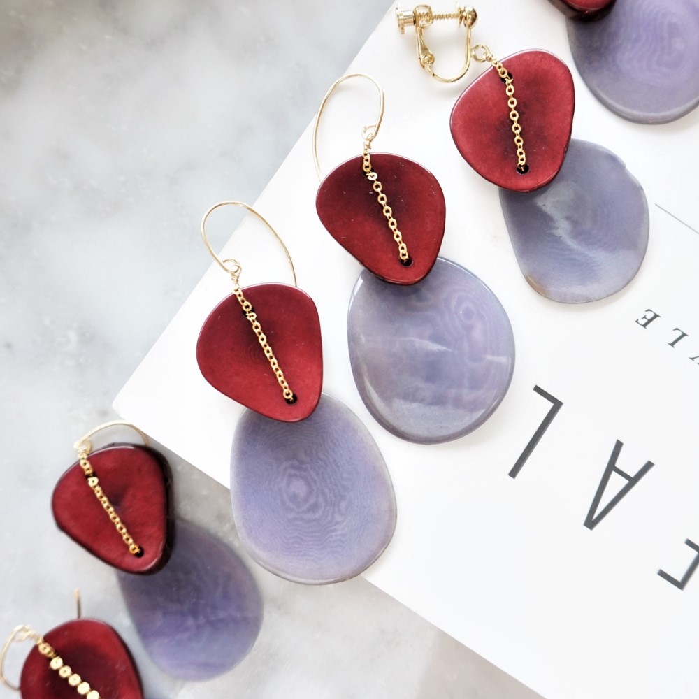 送料無料14kgf Bordeaux PUR Tagua Nuts pierced earring タグア