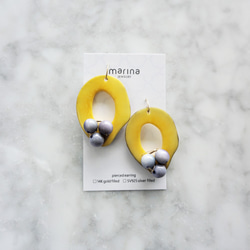 送料無料14kgf Yellow x Pur Tagua Nuts pierced earring タグア 2枚目の画像