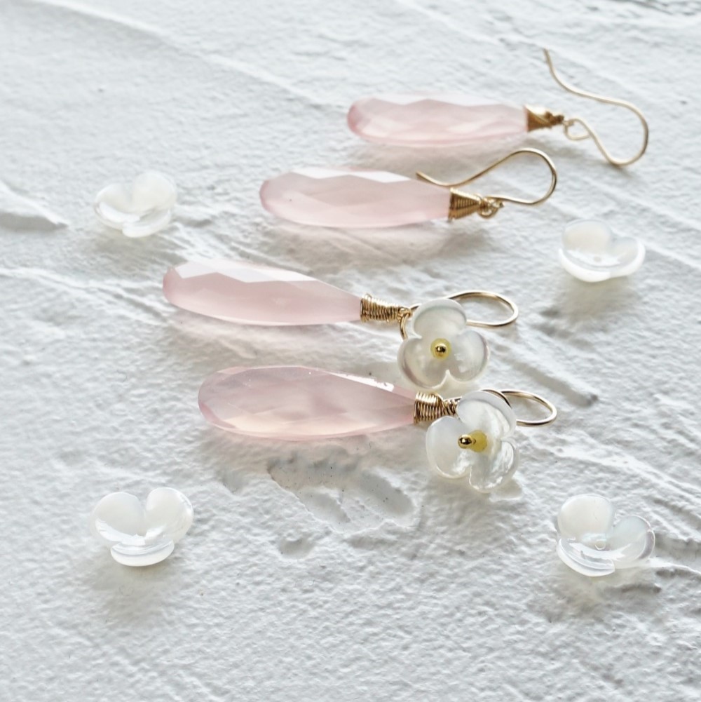 送料無料14kgf*Light Pink Chalcedony pierced earrings / earrings