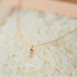 プレゼントにも！１粒 ゴールド/クリスタル puces SOL 5ミリ GOLD GLITTER NECKLACE(L)(5ZN0024)｜SJX公式ONLINE STORE