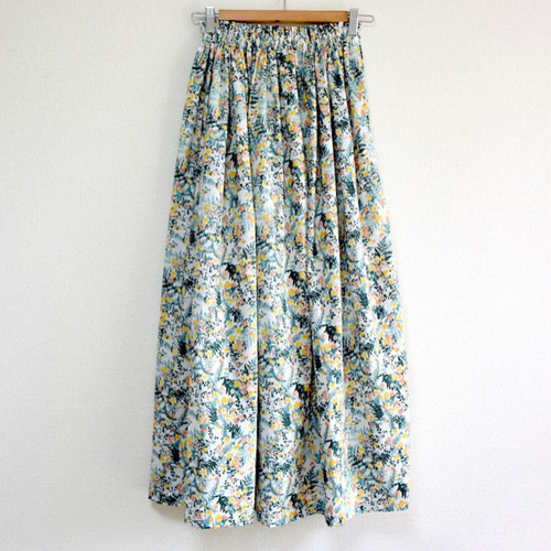 フラワーガーデンのコットンロングスカート ホワイト ロングスカート  