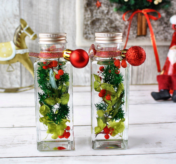 ハーバリウム クリスマスボトル展示