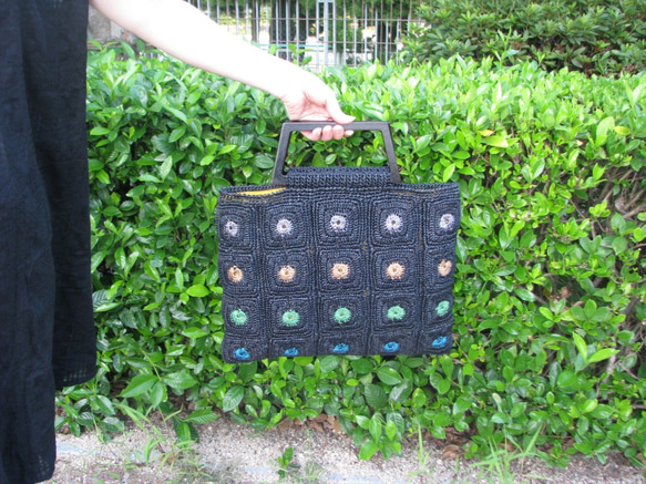 再販⭐受注製作⭐(繁忙期の為納期迄に1ヶ月程かかります) アンダリアモチーフ手編みトートバッグ 3枚目の画像