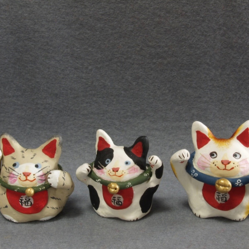 三匹の招き猫セット その他置物 CLAY WORKSHOP 通販 1582091｜Creema