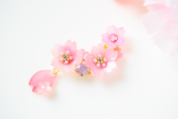 花便りゆらり桜のブローチ 1枚目の画像