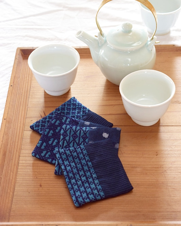 藍染・こぎん刺し(刺し子)のリネンコースター・お茶の時間に◎ 4枚目の画像