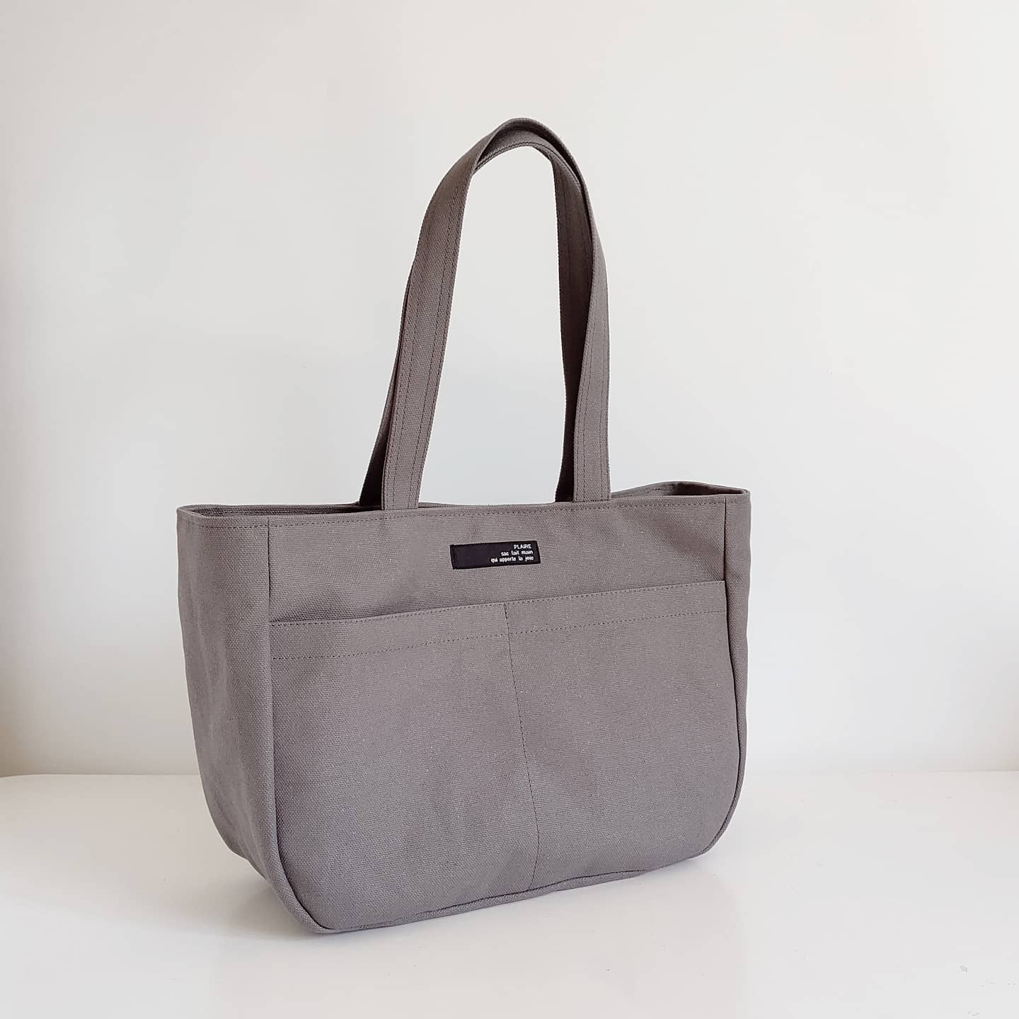 【ポケットいっぱいラウンドトート】   ミドルグレー グレー 帆布 トートバッグ  A4サイズ