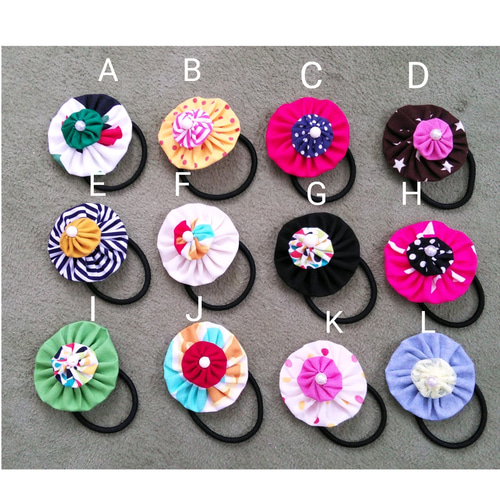 お好きな柄を2つお選び下さい】ヨーヨーキルトのカラフルなヘアゴム