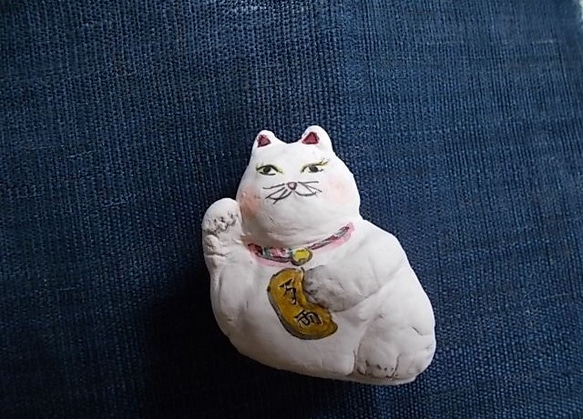 人形 紙粘土 オブジェ 招き猫ネコのタマちゃん 6枚目の画像