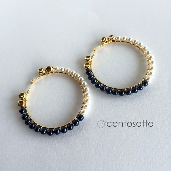 [Resale] Swarovski Bicolor Hoop Earrings White x Night Blue / 金屬 第2張的照片