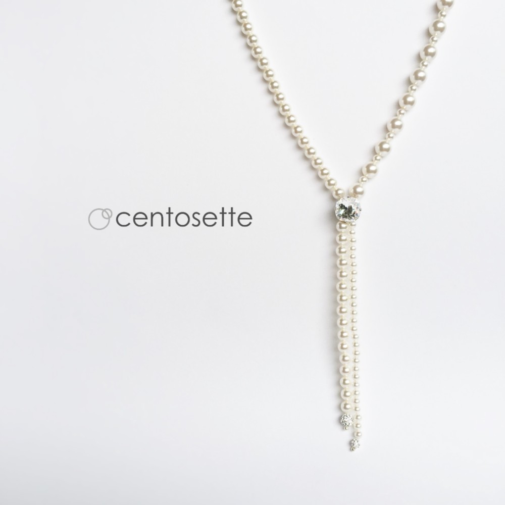 【再販】オケージョンシーンにぴったり　クリスタルパールとクリスタルのY字ネックレス