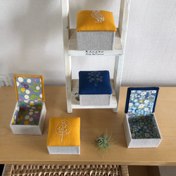 北欧柄刺繍シリーズ  Y〈葉〉インテリアボックス（小物入れ）【受注制作】 3枚目の画像