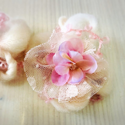 ニードルパンチのお花ピアス（桜） 6枚目の画像