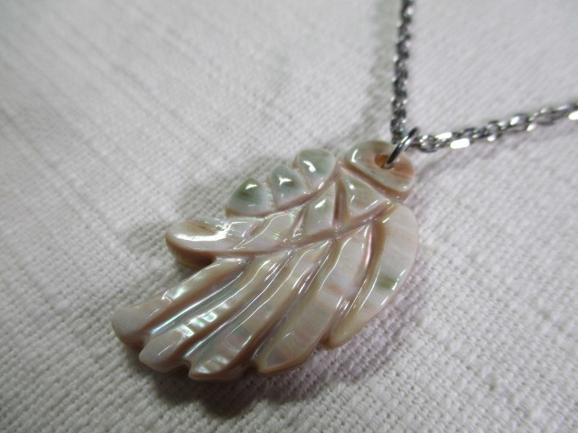 シェルステンネックレス(夜光貝)feather 02