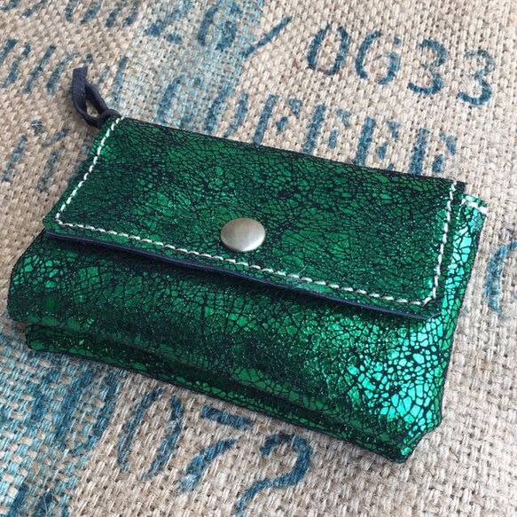 キラキラしたグリーンの革財布 小さな可愛いレザー財布/Miru-green 5枚目の画像