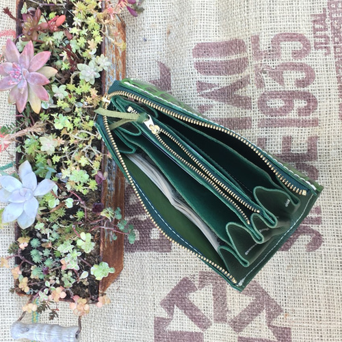 長財布 クロコ エナメル イタリアンレザー 蛇腹 大容量 深緑 グリーン 新品 長財布 クロコ エナメル イタリアンレザー 蛇腹 大容量 深緑