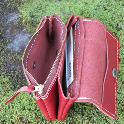 赤い財布/ハンドメイドのレザー財布/革の財布/一点物 4枚目の画像