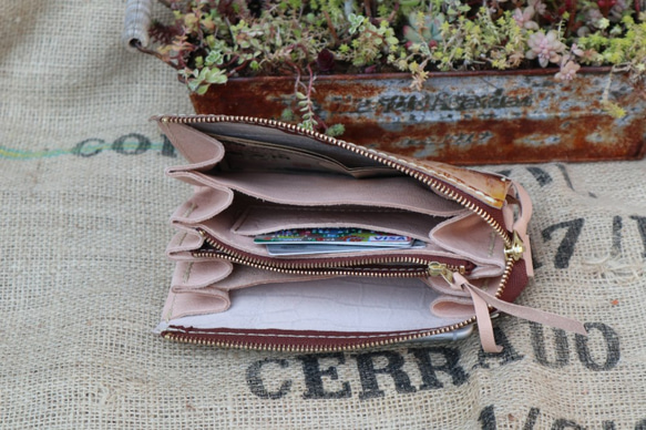 クロコダイル型押し牛革の長財布/艶のある大きなレザー財布/LV-マルチカラー 4枚目の画像