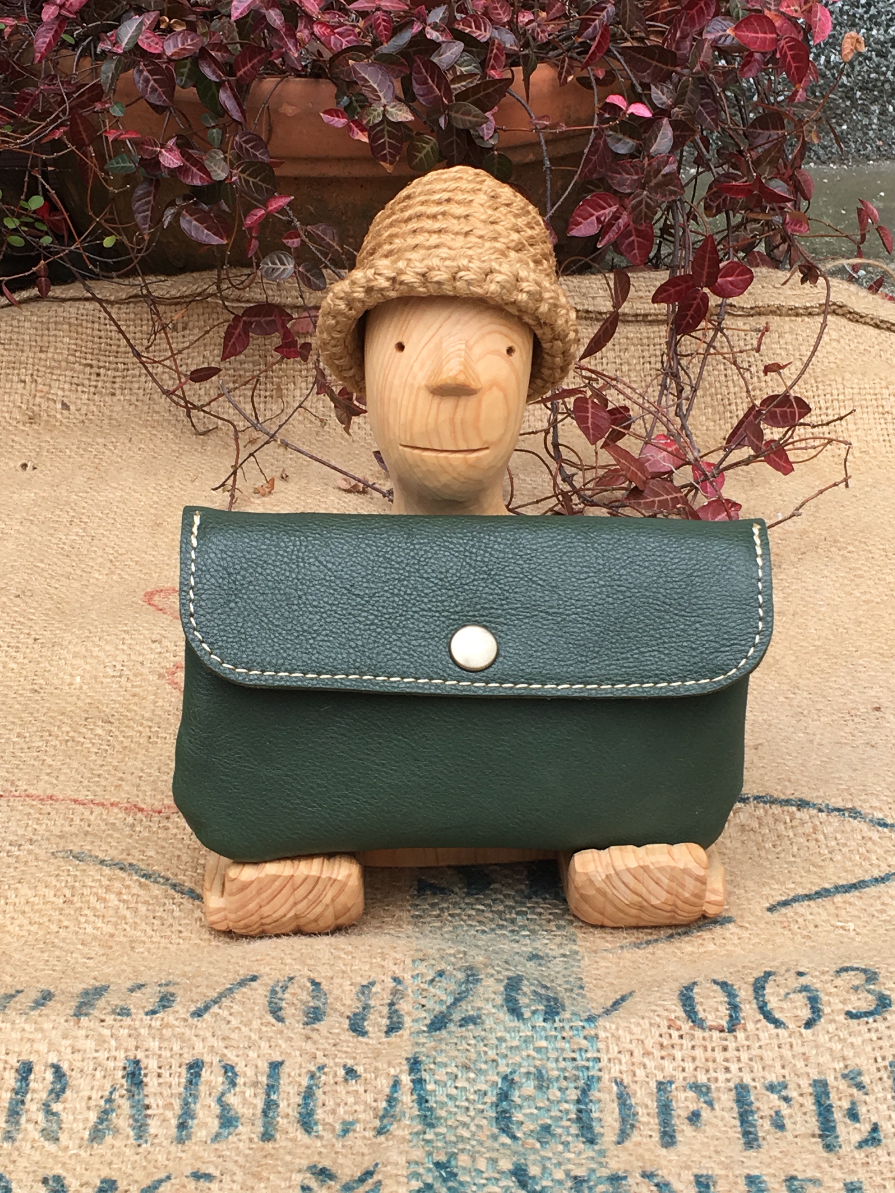 大きな２層の長財布/革レザー財布/グリーンの革 長財布 ベコレザースタジオ Beko Leather Studio