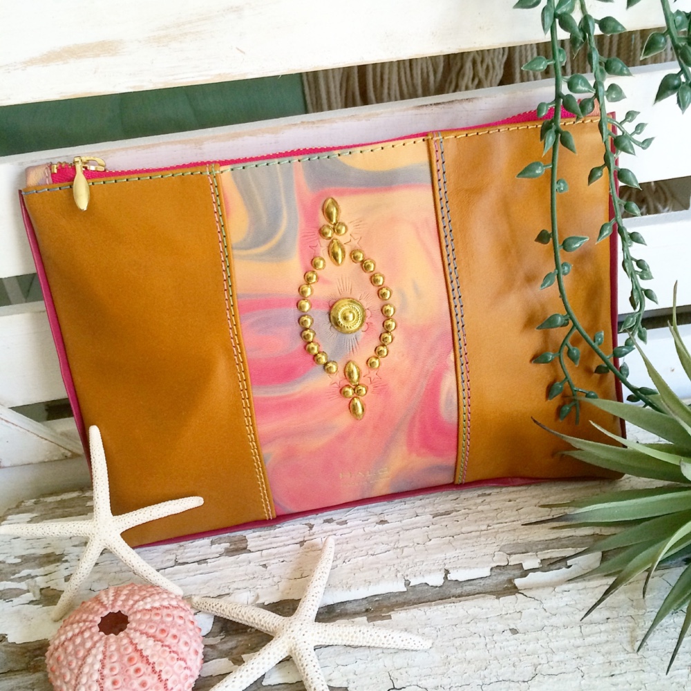 【本革】レザーフラットポーチ HALO magic 5,751円