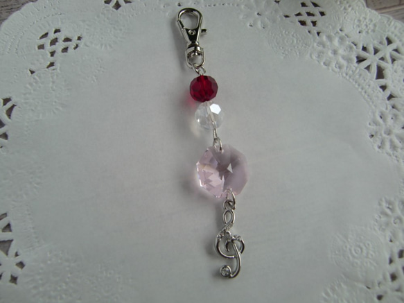 お好みのチャームでアクセサリーに♡ト音記号