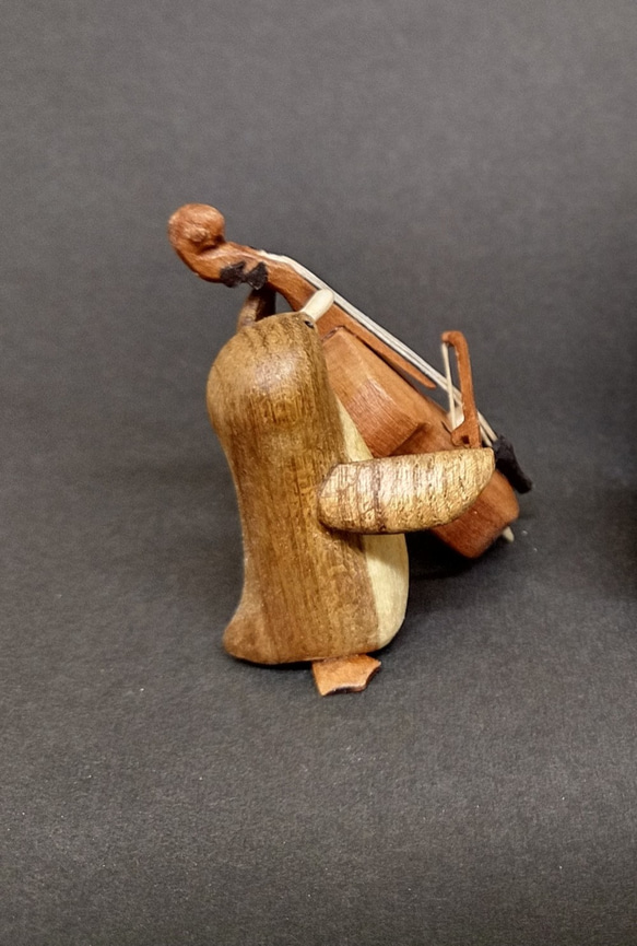 コントラバスぺんぎん【受注制作】 2枚目の画像