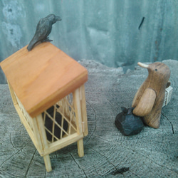 木製垃圾企鵝 第3張的照片