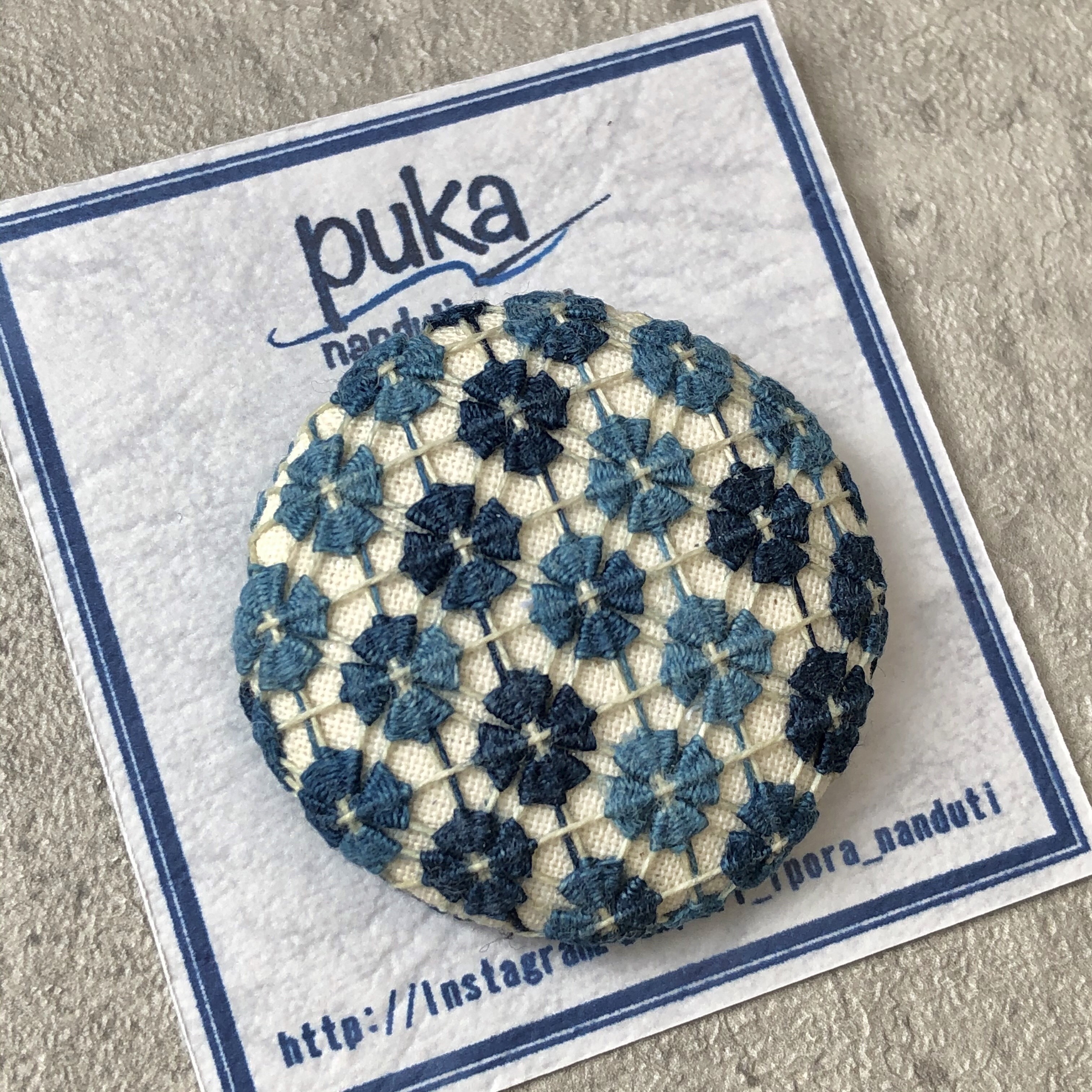 【受注制作】aizome since 2018  ニャンドゥティ 藍染 ブローチ バッチ